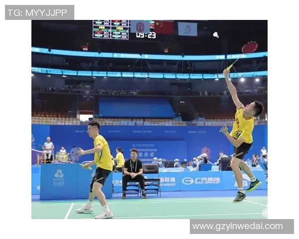 深圳羽毛球队荣登全国羽毛球状态排行榜第十名展现强劲实力与潜力 深圳羽毛球队荣登全国羽毛球状态排行榜第十名展现强劲实力与潜力