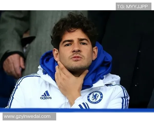 被掏空的足球明星背后的故事与挣扎揭示了光鲜外表下的真实人生 被掏空的足球明星背后的故事与挣扎揭示了光鲜外表下的真实人生