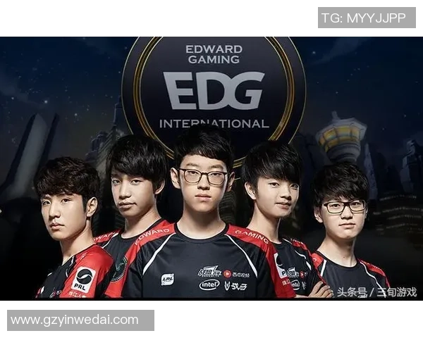 重庆足球队与北京足球队赛后状态分析与复盘总结 重庆足球队与北京足球队赛后状态分析与复盘总结